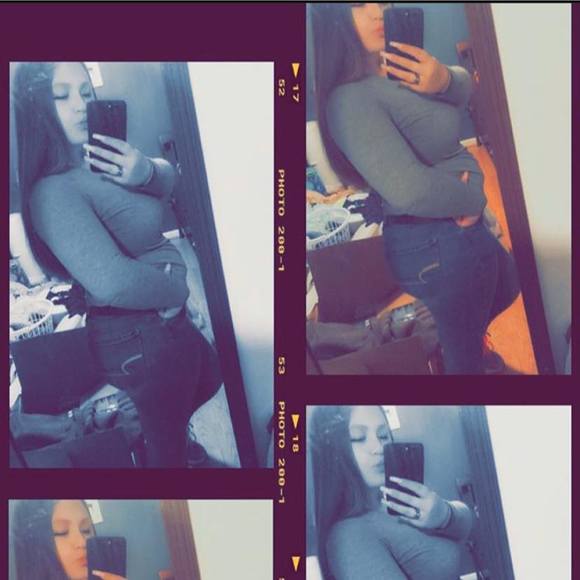 Meet your Posher, Brooke - Picture 1 of 1